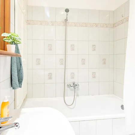 Free Parking - - Comfy Apartmán