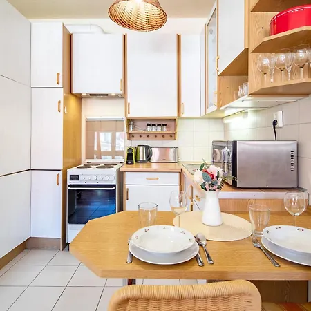 Apartamento Free Parking - - Comfy